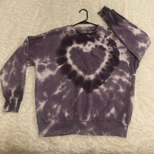 Size Medium Purple Heart tie dye sweatshirt No Boundaries gently used